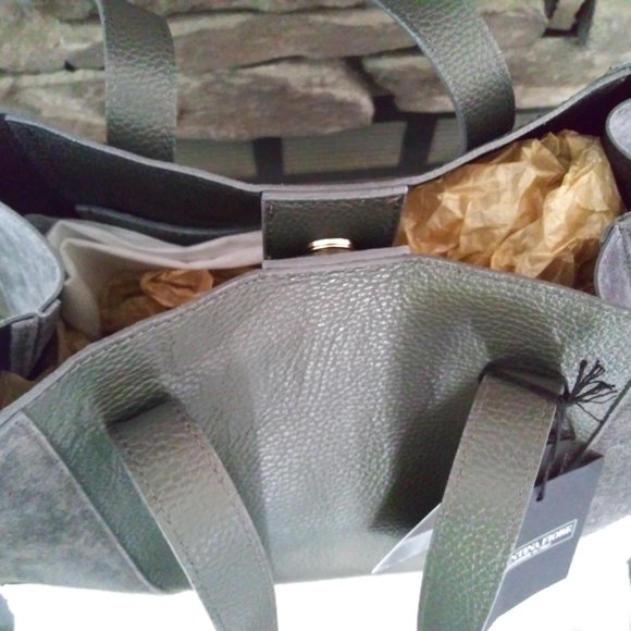 ***FINAL SALE*** Authentic Valentina Fiore Italian Leather Tote - Picture 8 of 16